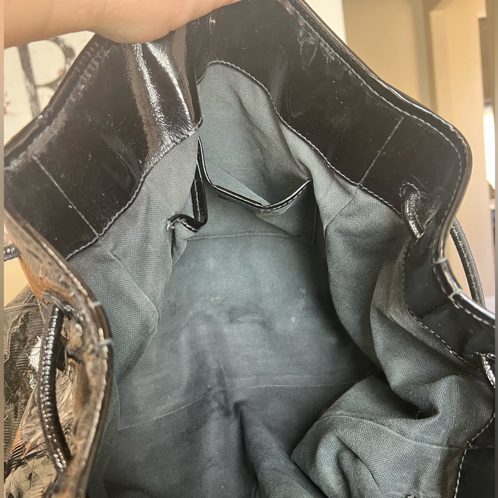 Burberry Black Patent Women's Tote - Picture 7 of 9